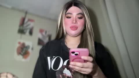 Rose Wilson online show from 02/11/25, 05:37