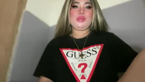 Rose Wilson online show from 11/11/25, 03:12