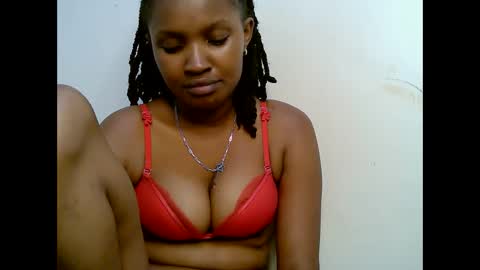 naughtyqueen online show from 09/21/25, 05:03
