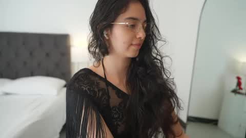 Snapshot of naughtysammx chatting on 05/05/26, 03:31 Naughty Samm online show from 05/05/26, 03:31