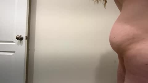 Snapshot of naughtyseraphine chatting on 12/23/25, 04:43 NaughtySeraphine online show from 12/23/25, 04:43