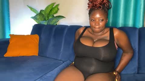 Snapshot of naughtysexydoll2 chatting on 11/09/25, 08:07 naughtysexydoll2 online show from 11/09/25, 08:07