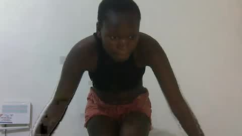 naughtysilvy878815 online show from 03/26/26, 11:05