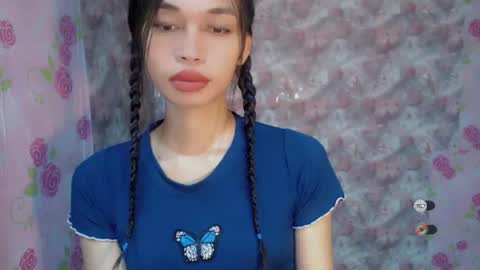 Snapshot of naughtysunshinepinay chatting on 06/14/26, 02:24 Celine online show from 06/14/26, 02:24