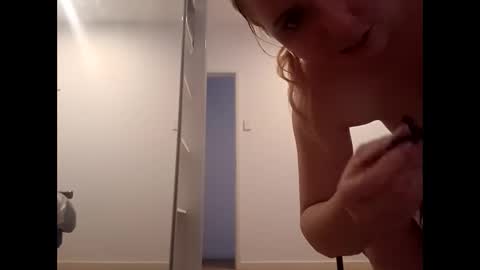 Snapshot of naughtyt333n chatting on 05/13/26, 05:49 Naughty Jess online show from 05/13/26, 05:49