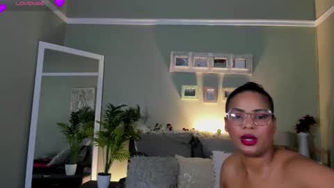 Snapshot of naughtytyra chatting on 03/20/26, 07:02 NaughtyTyra online show from 03/20/26, 07:02