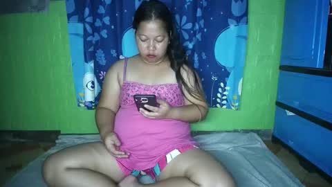 Snapshot of naughtyvina4u chatting on 11/10/25, 02:10 VI NA online show from 11/10/25, 02:10