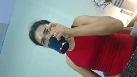 Snapshot of naughtywildvenice chatting on 02/07/25, 04:14 naughtywildvenice online show from 02/07/25, 04:14