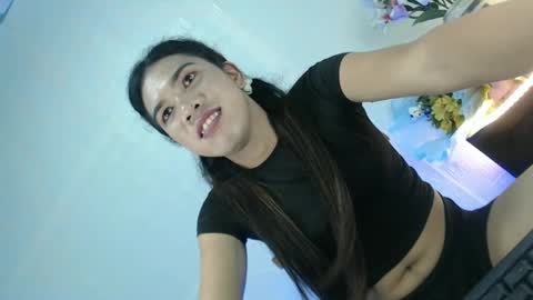 Snapshot of naughtywildvenice chatting on 02/16/25, 01:38 naughtywildvenice online show from 02/16/25, 01:38