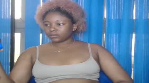 naughtyxpussyx online show from 09/29/25, 08:08