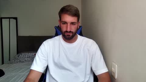 Snapshot of naugthy18boy chatting on 03/05/26, 07:32 Nico online show from 03/05/26, 07:32