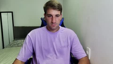 Snapshot of naugthy18boy chatting on 03/11/26, 07:53 Nico online show from 03/11/26, 07:53