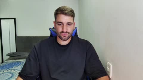 Snapshot of naugthy18boy chatting on 03/30/26, 07:04 Nico online show from 03/30/26, 07:04