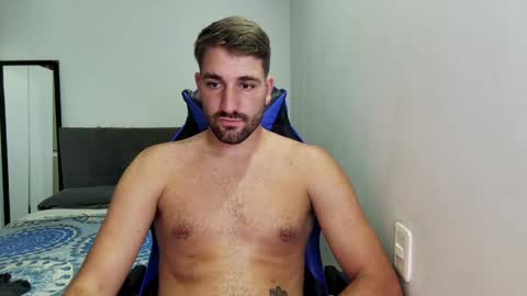 Snapshot of naugthy18boy chatting on 03/31/26, 08:20 Nico online show from 03/31/26, 08:20