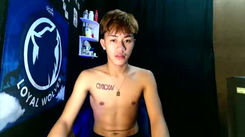 Snapshot of naugthyboyloy chatting on 11/02/25, 02:25 Loy online show from 11/02/25, 02:25