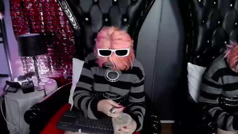 Navier  online show from 01/11/26, 02:22