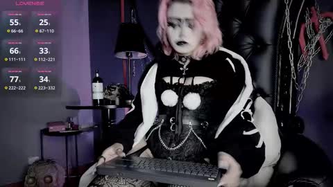 Navier  online show from 02/25/26, 09:57