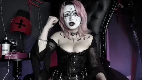 Snapshot of navier__ chatting on 04/04/26, 01:26 Navier online show from 04/04/26, 01:26