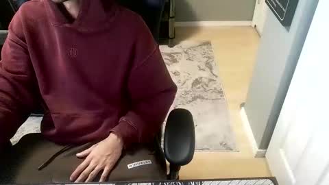 Snapshot of navonimoo chatting on 10/28/25, 09:17 navonimoo online show from 10/28/25, 09:17