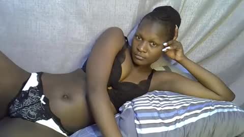 Snapshot of navy_kaia chatting on 04/11/26, 12:37 sexylover online show from 04/11/26, 12:37