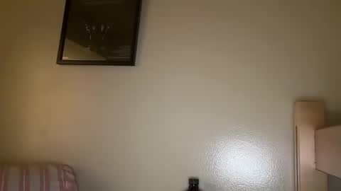 Snapshot of navyblair chatting on 04/22/26, 02:14 navy online show from 04/22/26, 02:14