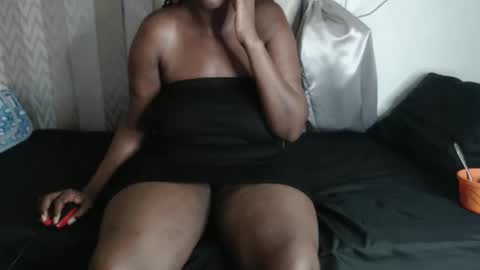 nawtylezi696 online show from 12/15/25, 02:16