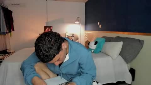 Snapshot of naxttan chatting on 04/18/26, 06:06 Natan online show from 04/18/26, 06:06