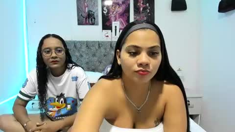 Snapshot of nay_and_aleja chatting on 06/27/26, 02:27 nay_and_aleja online show from 06/27/26, 02:27
