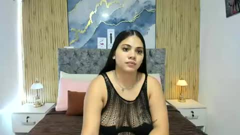 Snapshot of nay_and_aleja chatting on 07/05/26, 02:07 nay_and_aleja online show from 07/05/26, 02:07