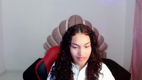 Snapshot of naya_fox1 chatting on 12/13/25, 07:53 naya_fox1 online show from 12/13/25, 07:53