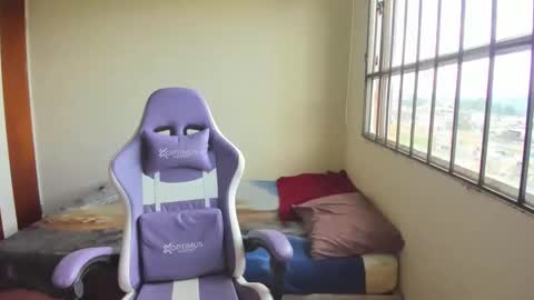 nayara_hinny online show from 12/20/25, 08:49