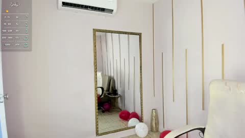 Nayaris 3 online show from 01/02/25, 09:18