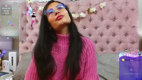 Snapshot of nayecloud chatting on 01/18/25, 04:04 Naye online show from 01/18/25, 04:04