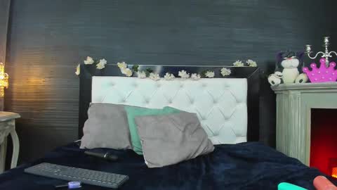 Snapshot of nayecloud chatting on 02/11/25, 07:02 Naye online show from 02/11/25, 07:02