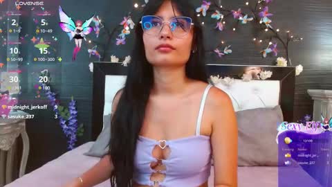 Snapshot of nayecloud chatting on 03/01/25, 03:32 Naye online show from 03/01/25, 03:32