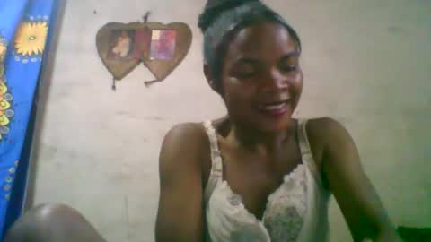 Nayla online show from 02/16/26, 04:19