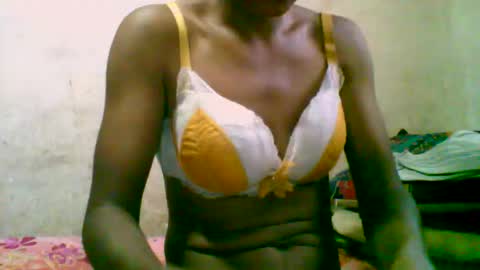 Nayla online show from 02/24/26, 06:33