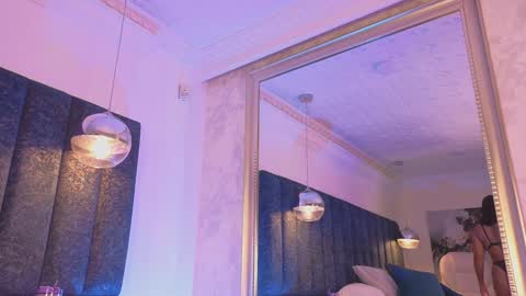 Juli  online show from 01/31/25, 05:42