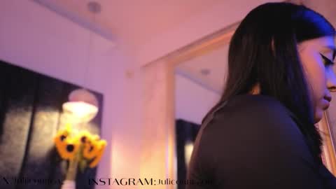 Juli  online show from 10/24/25, 11:28