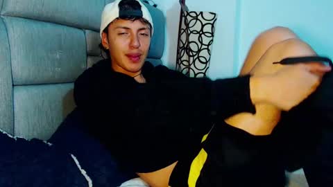 Im Nayton online show from 10/15/25, 12:55