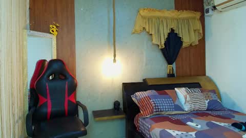 Snapshot of nazper_ chatting on 04/05/26, 05:15 Nazper online show from 04/05/26, 05:15