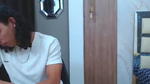 Snapshot of nazper_ chatting on 04/15/26, 04:47 Nazper online show from 04/15/26, 04:47