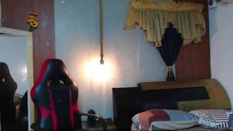 Snapshot of nazper_ chatting on 04/16/26, 08:04 Nazper online show from 04/16/26, 08:04