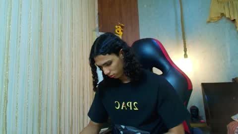 Snapshot of nazper_2 chatting on 04/11/26, 06:12 NAZPER online show from 04/11/26, 06:12