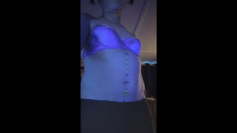 Snapshot of ndulgenetfun chatting on 10/19/25, 05:19 Hi Im CJ online show from 10/19/25, 05:19