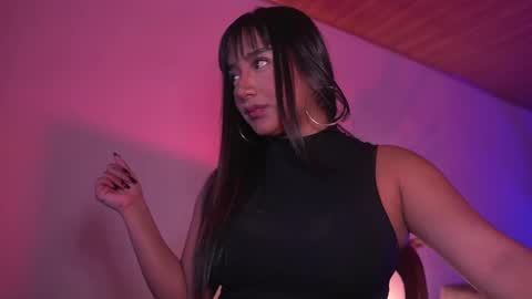 Nefertari online show from 03/11/26, 11:27