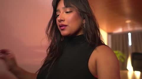 Nefertari online show from 03/29/26, 03:56