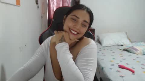 Snapshot of nebyula_star chatting on 02/13/25, 09:38 Nebyula online show from 02/13/25, 09:38