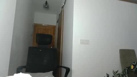 Necacylo online show from 06/08/26, 03:51