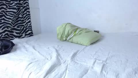 Snapshot of neccesitysexxxxx chatting on 09/11/25, 02:44 neccesitysexxxxx online show from 09/11/25, 02:44